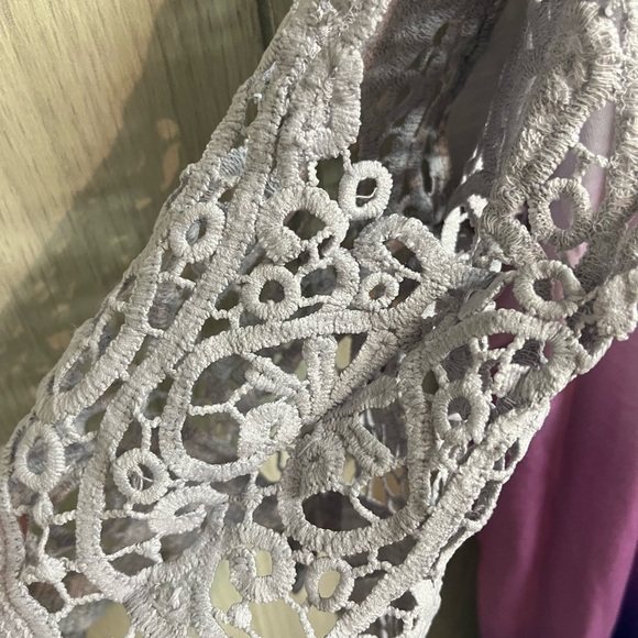 Gradient cold shoulder sundress with lace sleeves - Picture 2 of 2